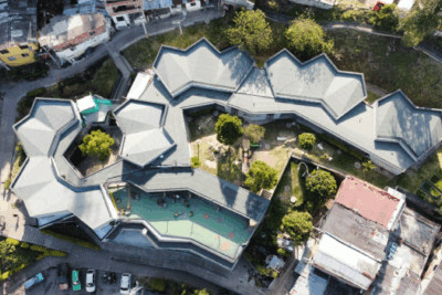construcción de infraestructura física con cumplimiento normativo