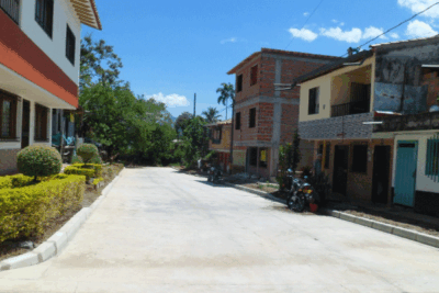 construcción de infraestructura física con cumplimiento normativo